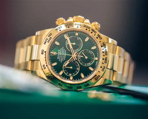 riconoscere rolex iene|Il mondo degli orologi di lusso veri e falsi .